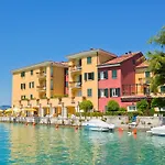 Casa Valtenesi 아파트 *