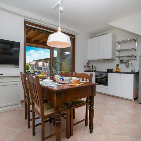 아파트 Casa Valtenesi 폴페나체 델 가르다